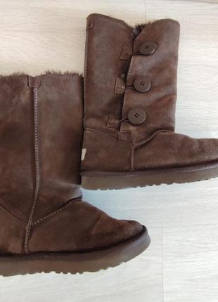 Оригинальные клпсические высокие сапожки от ugg