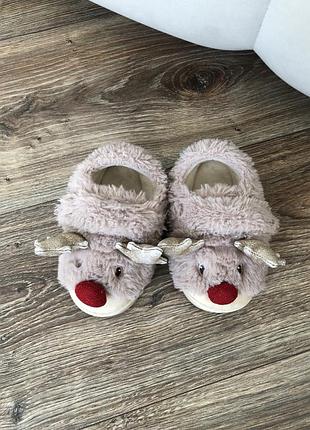 Красивые мягкие тапочки