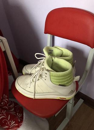 Adidas зимовий кросівки