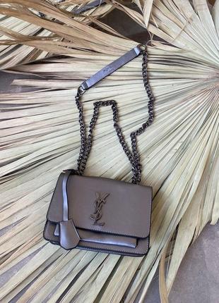 Женская стильная серебристая сумка с регулируемой цепочкой🆕небольшая сумка6 фото