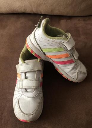 Кроссовки adidas на девочку