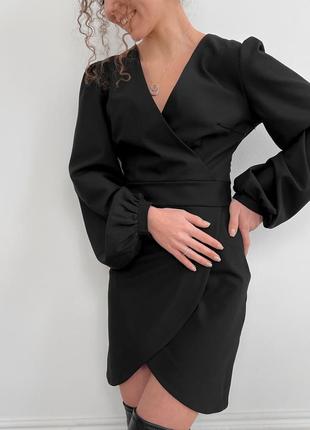 Сукня з імітацією запаху чорна
