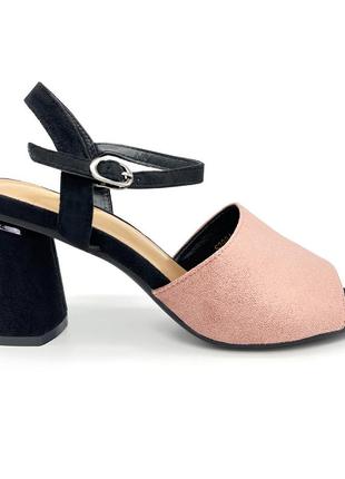 Чорні босоножки на підборах 8см.