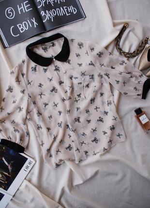 Нарядная шифоновая блузка с принтом бантики