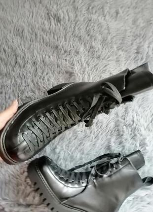 Зимние ботинки шнуровка на каблуке внутри набивной мех зимові черевики шнурівка на підборах усередин3 фото