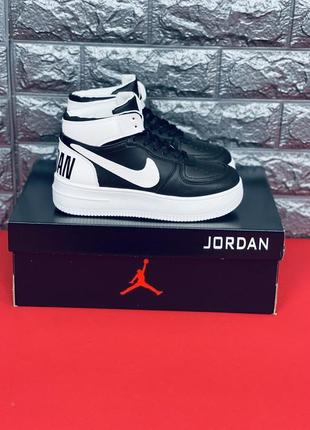 Кросівки на високій підошві жіночі найк джердан nike jordan