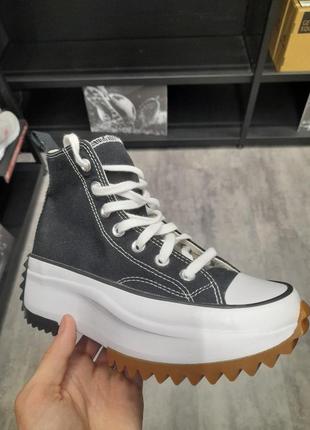 Високі кросівки converse