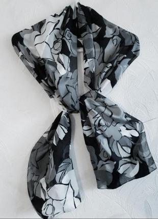 Нереально красивый шарф из искусственного шелка