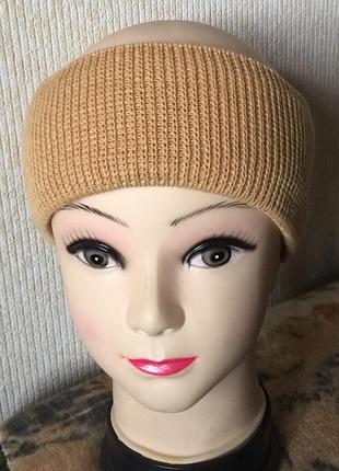 Пов'язка на голову в'язана, тепла.