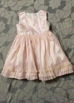 Пышное бледно-розовое платье для красотки1 фото