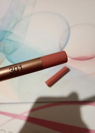 Олівець для губ kiko creamy colour comfort lip liner5 фото