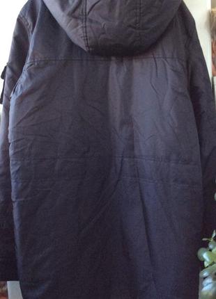 Чёрная куртка парка с капюшоном с карманами внутри подклака меховая2 фото