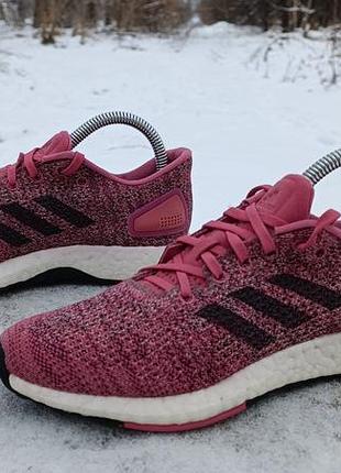 Жіночі бігові кросівки adidas  pureboost