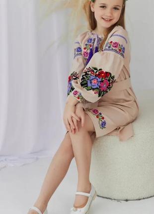 Вышитое платье для девочки вышиванка стильно вышитое платье