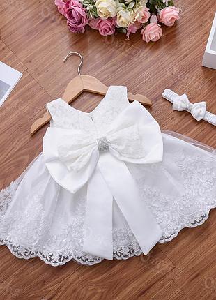 Святкова сукня на рочок біла