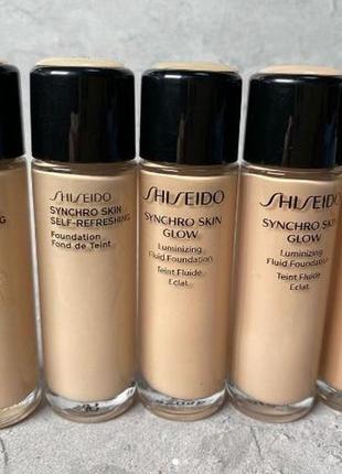 Shiseido synchro skin glow luminizing fluid foundation тональний засіб-флюїд1 фото