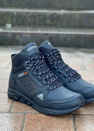 Зимові термокросівки  adidas terrex,  40-45 розмір,  термо, термочеревики, термокросівки