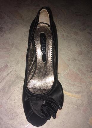 Туфли черные атласные