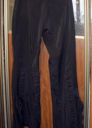 Елегантні коктельні штани bellissima з нашитими шифоновими стрічками і бічними розрізами3 фото