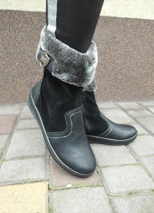 Зимові жіночі чоботи3 фото