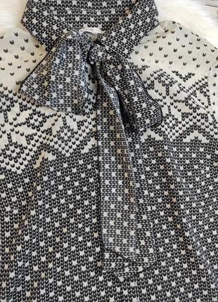 Женская рубашка с завязками черно-белая с принтом размер 46 м3 фото