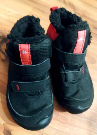 Дитяче зимове термовзуття - термоботинки  💦 waterproof quechua kids warm &amp; waterproof rip-tab hiking boots (size  25 15'5 cм)1 фото