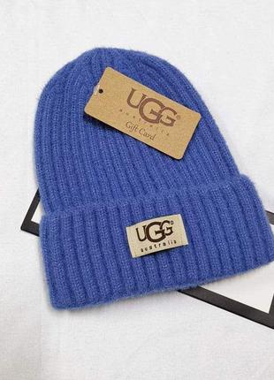 Женская зимняя шапка - бини "ugg"2 фото