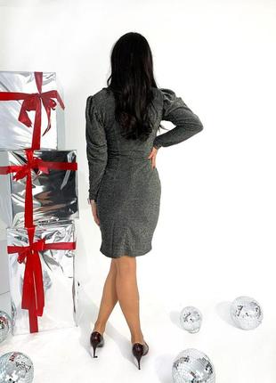 Женское платье короткое яркое черное серебристое золотистое люрекс нарядное праздничное новогоднее на корпоратив3 фото