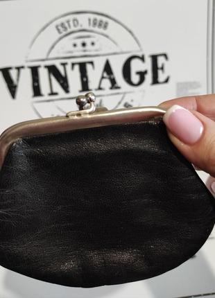 Маленький, радянський гаманець з замочком "поцілунок"