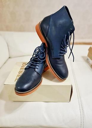 Черевики "diesel", 41розмір, нові з коробкою.