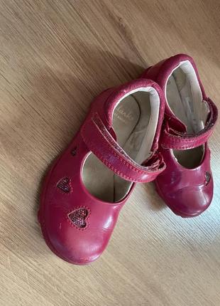 Дитяче взуття на 1,5-2 роки! туфельки clark's, primark,keds3 фото