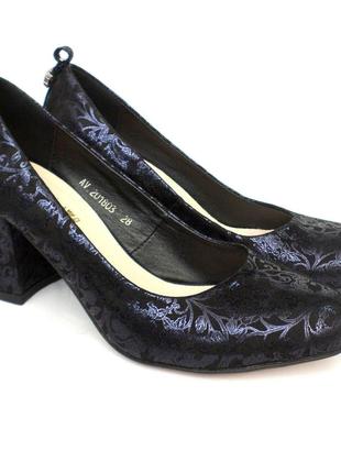 Туфлі на підборах, шкіра.