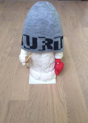 Шапка в'язана сіра з написом burton