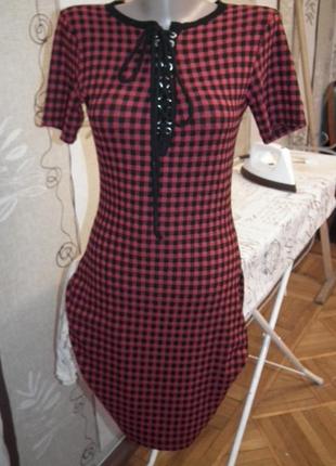 Отличное трикотажное платье select р.10