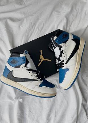 Женские кожаные кроссовки nike air jordan 1 retro high найк джорданы