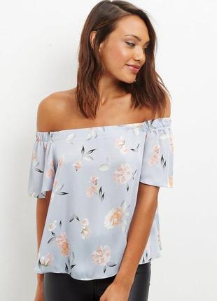 Супер красивая стильная блуза на плечи в цветочный принт2 фото