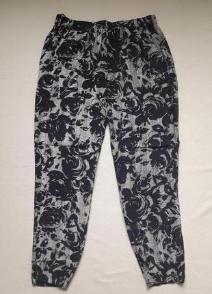 Суперовые плотные брюки в цветочный принт marks&spenser2 фото