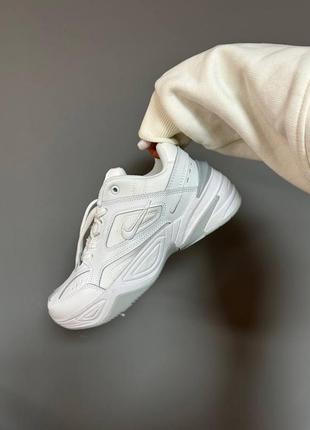 Жіночі шкіряні кросівки nike m2k tekno white. колір білий