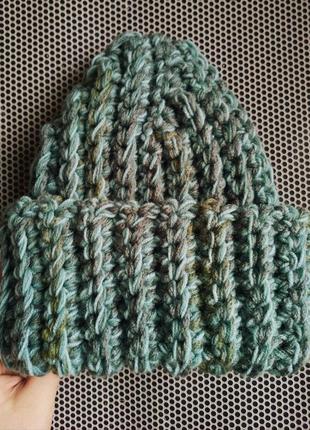 Крутезні шапки, об'ємної в'язки.