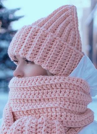 Крутезні шапки, об'ємної в'язки.