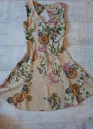 Красивое итальянское платье