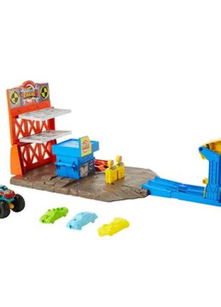 Трек хот вілс пригоди на станції hot wheels monster trucks