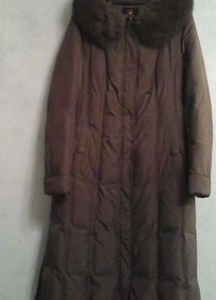 Пальто на синтепоні р.52., з капюшеном із хутром.