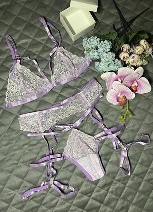 Комплект белья кружевной