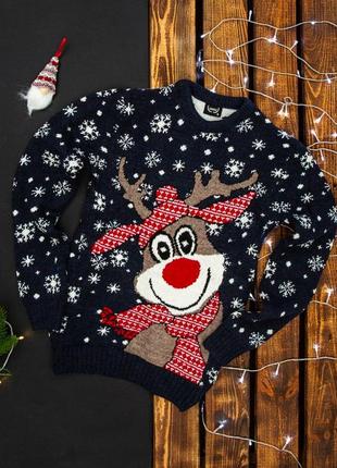 Зимний мужской новогодний свитер с оленями