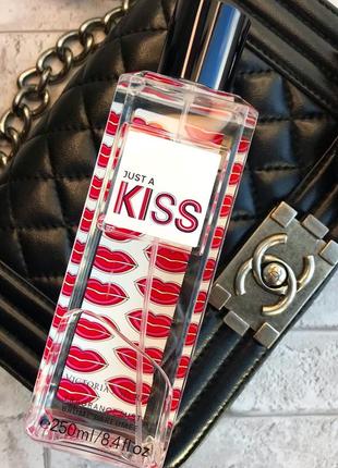 Міст спрей victoria’s secret just a kiss виктория сикрет люкс1 фото