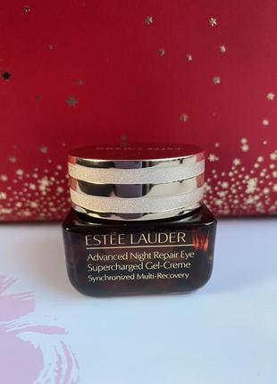 Шикарный, интенсивный, антивозрастной крем под глаза estée lauder