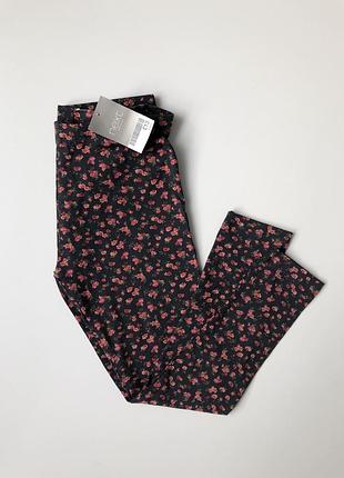 Легінси next