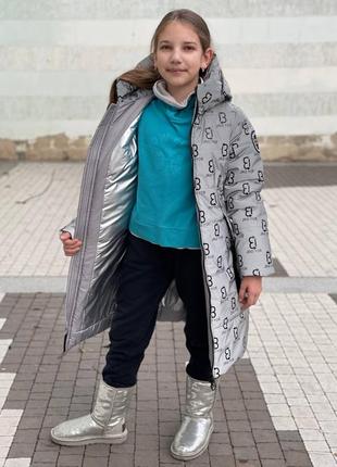 Очень теплая зимняя светоотражающая удлиненная куртка пуховик на девочку2 фото