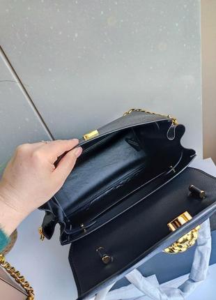 Брендовый сумка чемоданчик с цепочкой и длинным ремешком5 фото